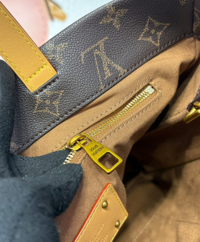 Louis Vuitton Shopper Tote MM M13928 Brown